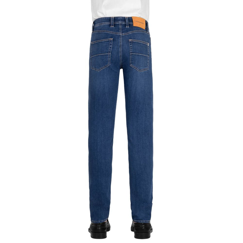 Eleganti jeans maschili di cotone tratto