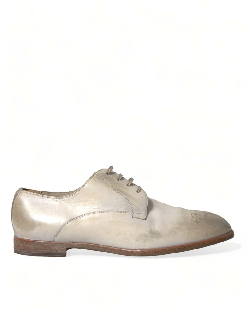 Elegante weiße Kalbskalfell -Derby -Schuhe