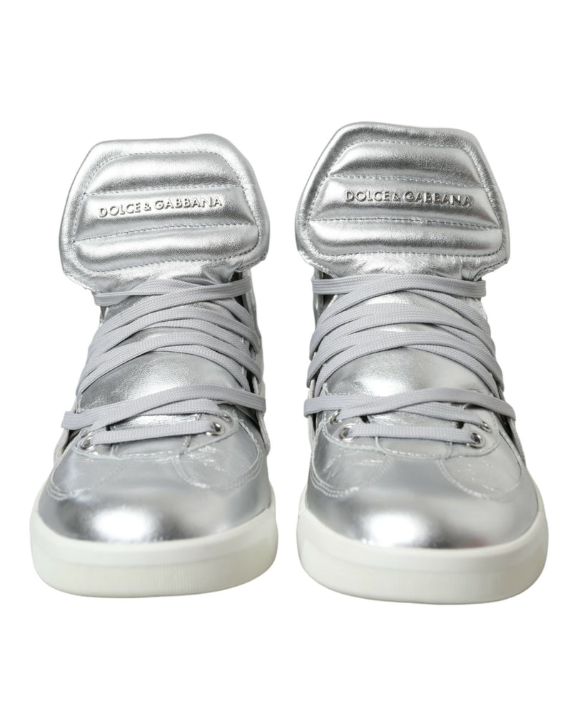 Silberne Leder-High-Top-Turnschuhe