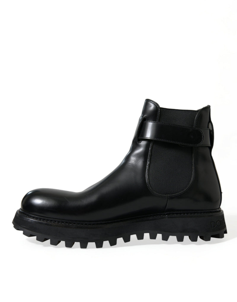 Elegant Black Calf Leather Chelsea Boots