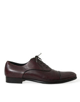 Elegante burgunderige Leder -Derby -Schuhe