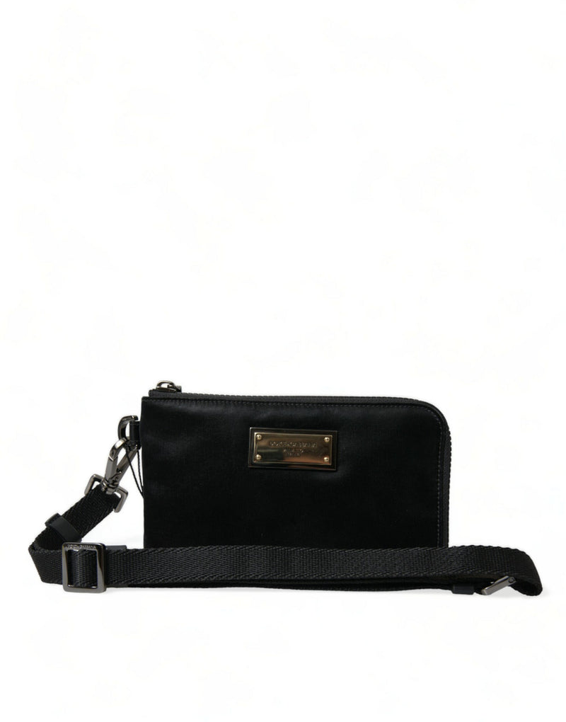 Elegante bolsa de cuero de nylon negro con detalles plateados