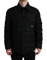 Elegante schwarze gepolsterte Parkjacke