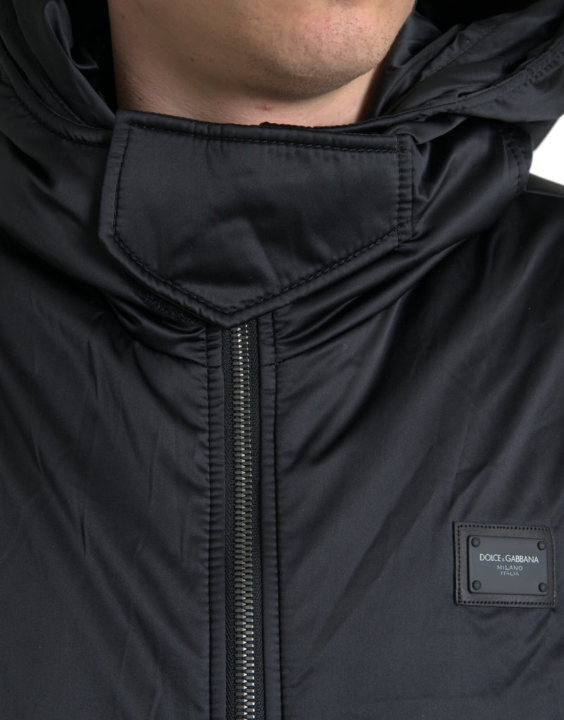 Elegante giacca parka con cappuccio nera