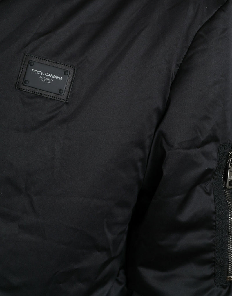 Veste parka à capuche noire élégante