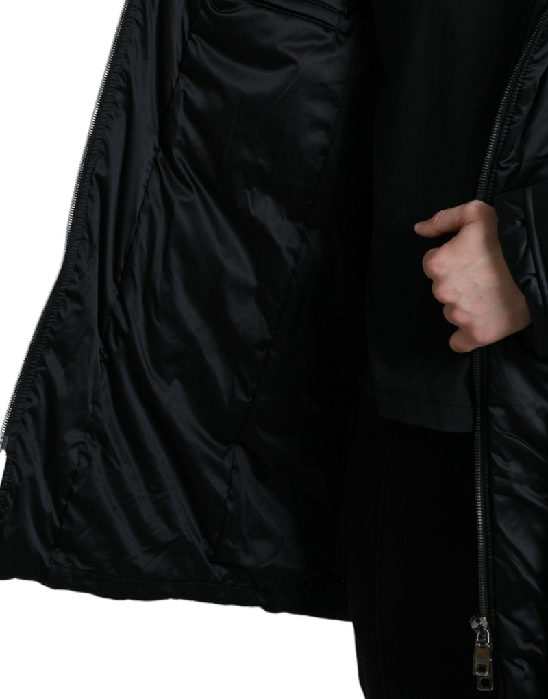 Elegante schwarze Parkjacke mit Kapuzenparka