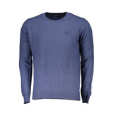 Maglione blu con il collo con dettagli da ricamo