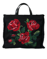 Elegante bolso de negro floral bordado