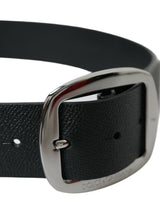 Ceinture en cuir noir élégant avec boucle en métal