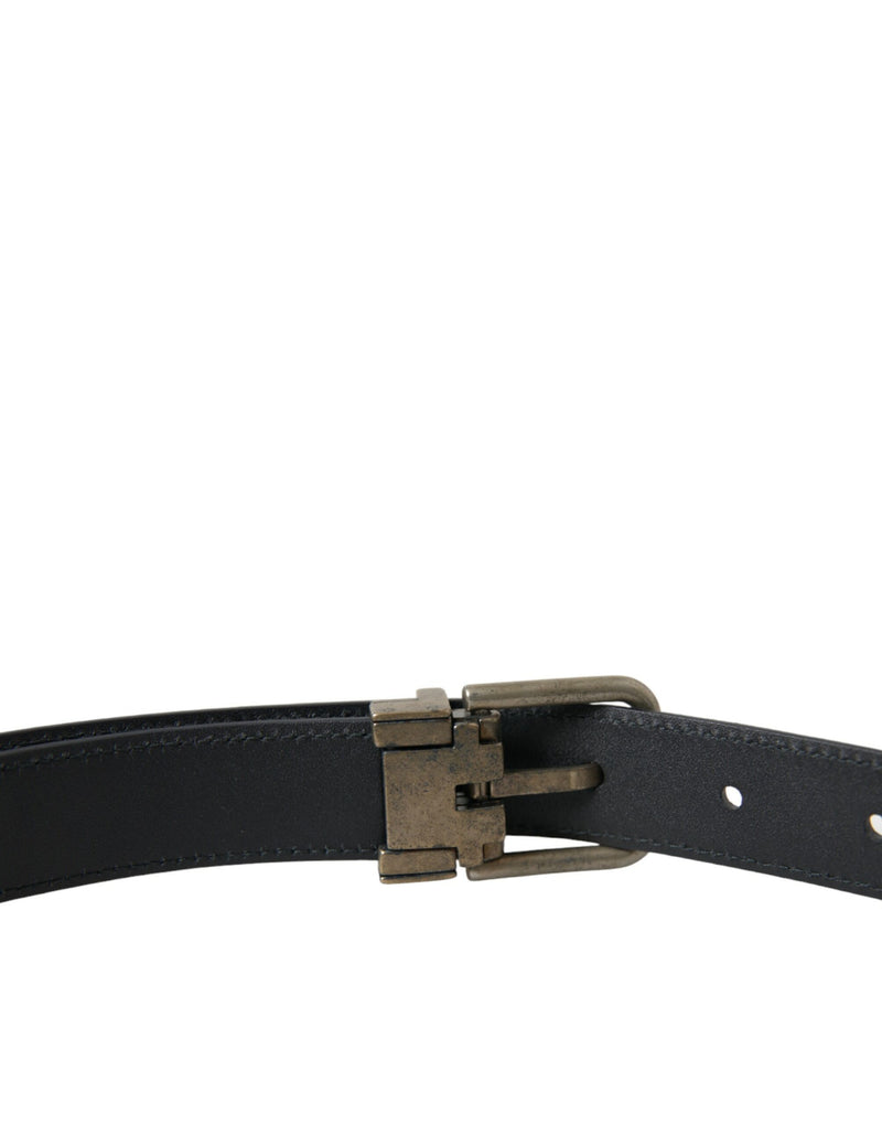 Ceinture en cuir bleu élégant avec boucle en métal