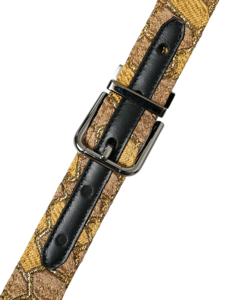 Ceinture en cuir dorée élégante