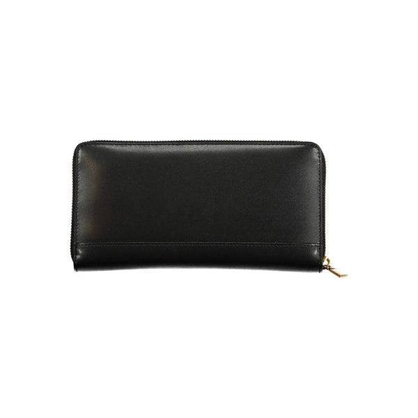 Triple-Compartment Chic Black Wallet