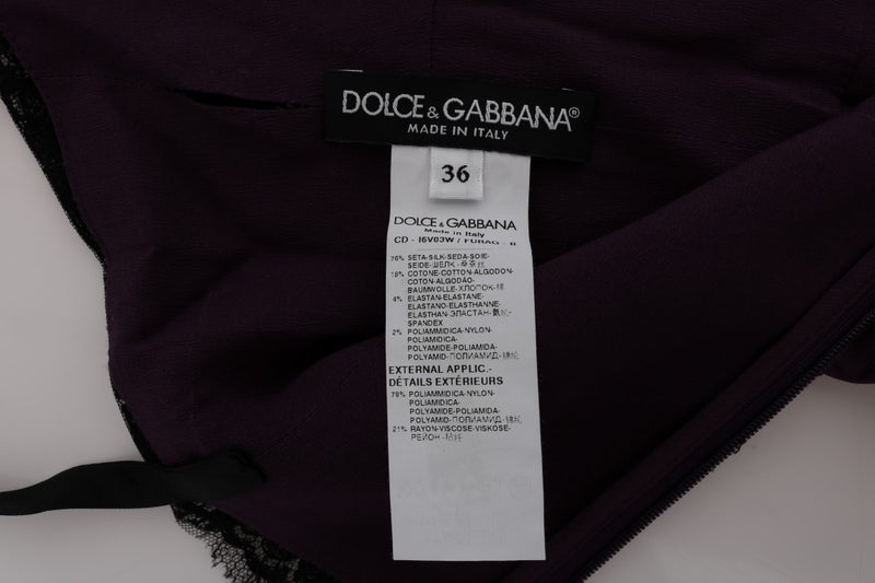 Robe de quart de dentelle élégante en soie violette en soie