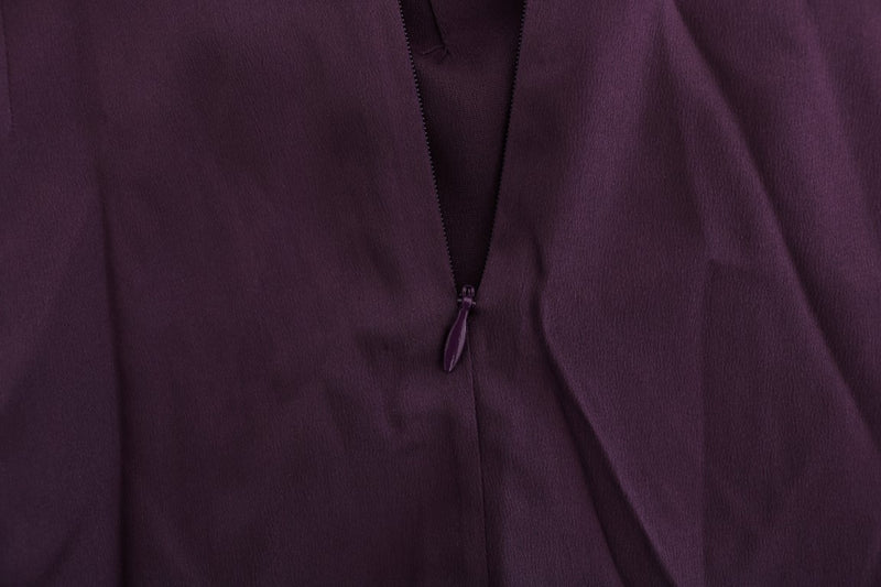 Robe de quart de dentelle élégante en soie violette en soie