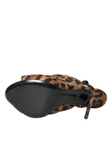 Scarpe sandali di sandali con slingback leopardo marrone