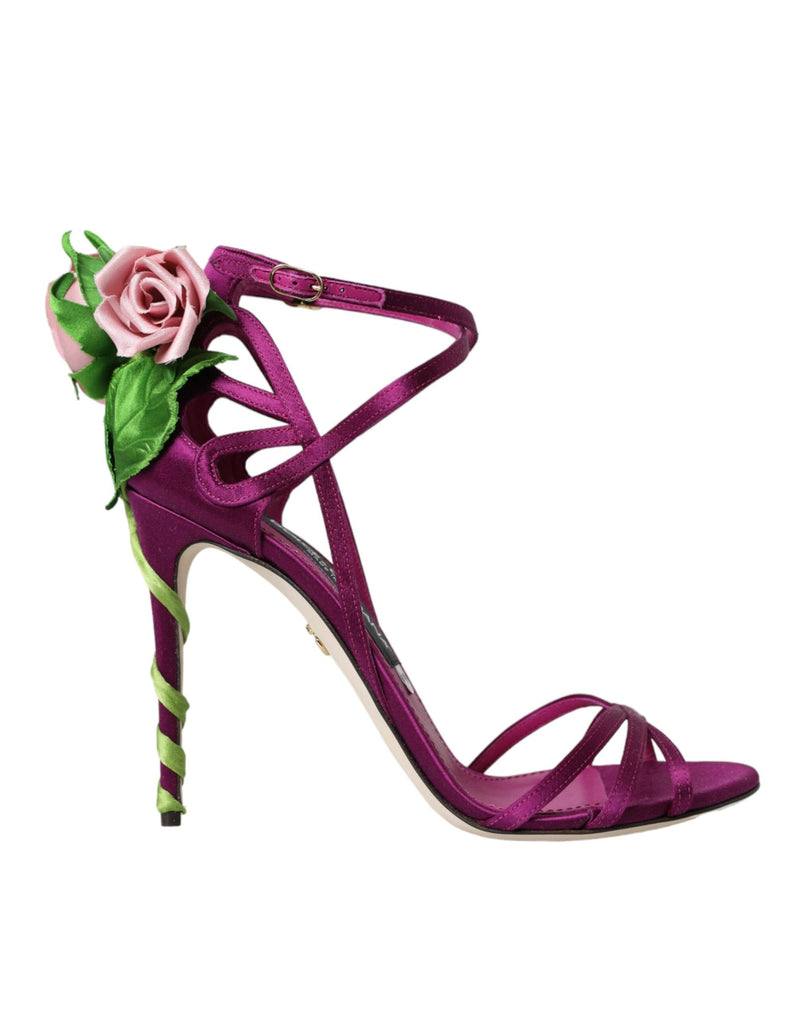 Zapatos de tacones de satén de flores moradas