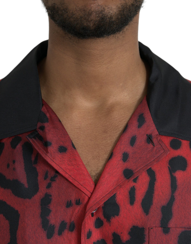 Bouton de soie de léopard rouge chemise décontractée