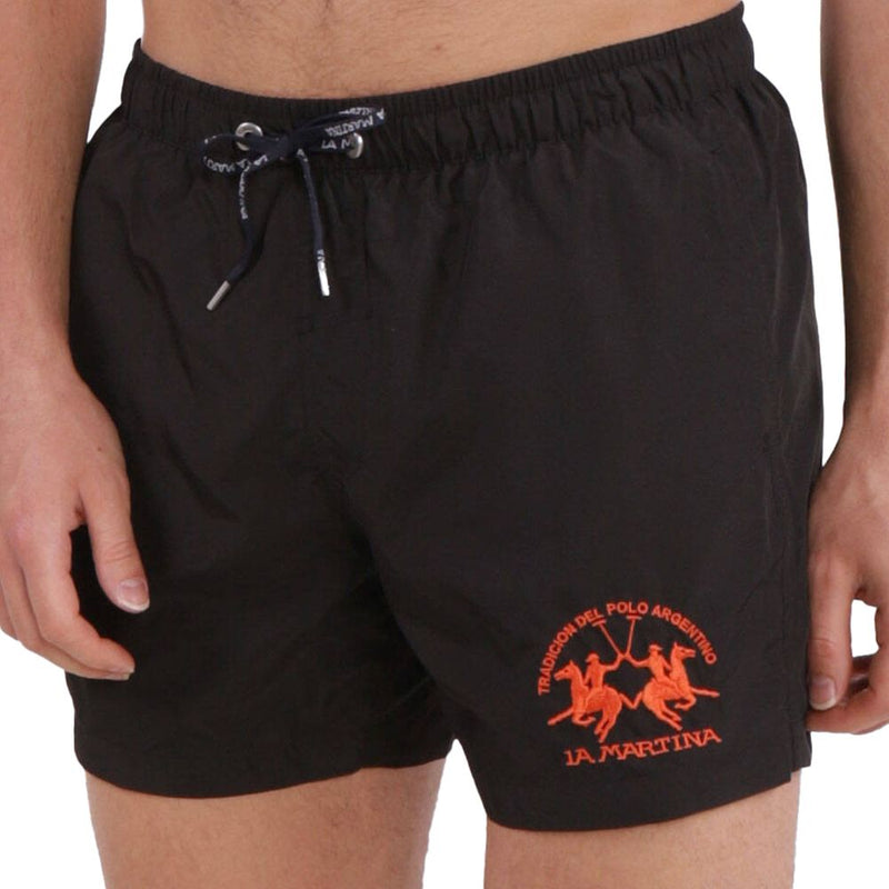 Schlanke schwarze Kordelschwimmboxer