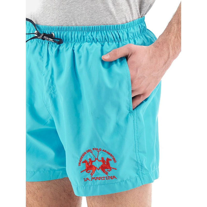 Elegantes pantalones cortos de natación azul claro para hombres