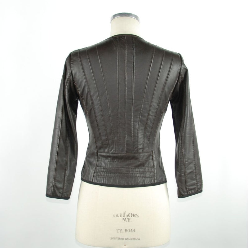 Sleek Black Leather Jacket for Elegant Evenings