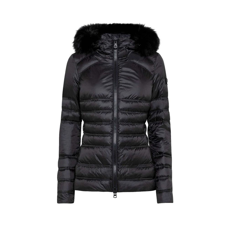 Schicke schwarze Winterjacke mit schwarzer Pelzbewegung