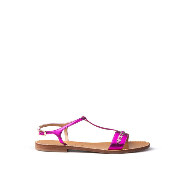 Elegantes sandalias de verano moradas