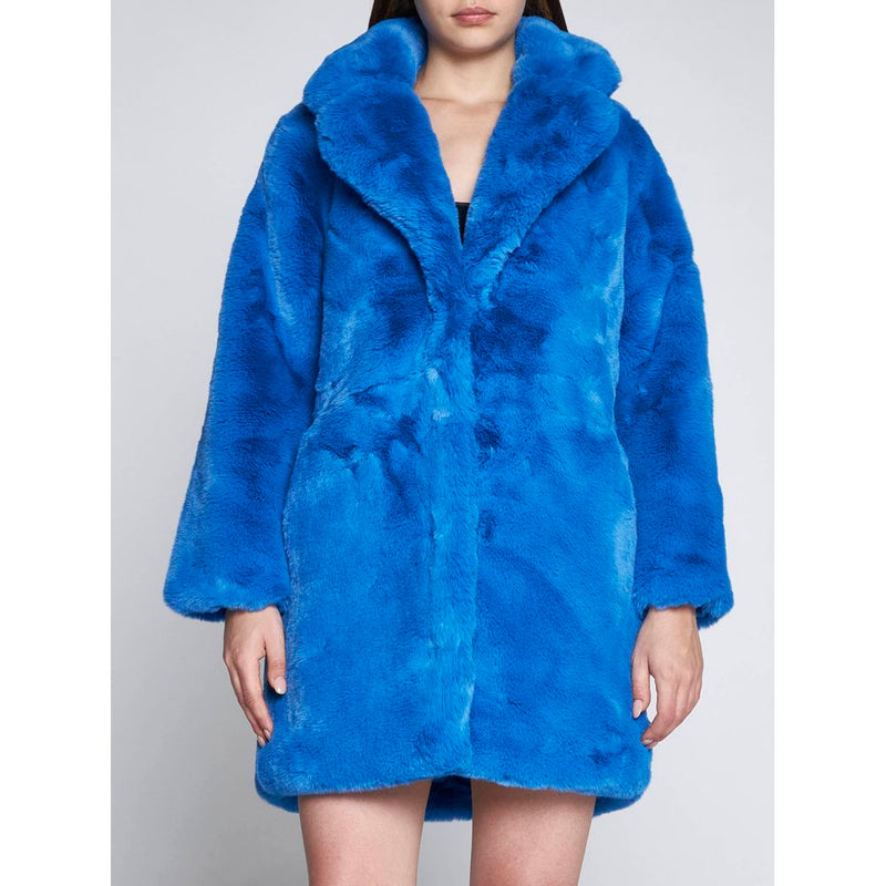 Chic Sapphire Eco-Fur Jacket – Unparalleled Warmth