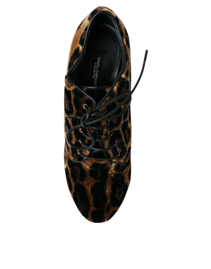 Braune Leoparden Haare Schnürstiefel Schuhe