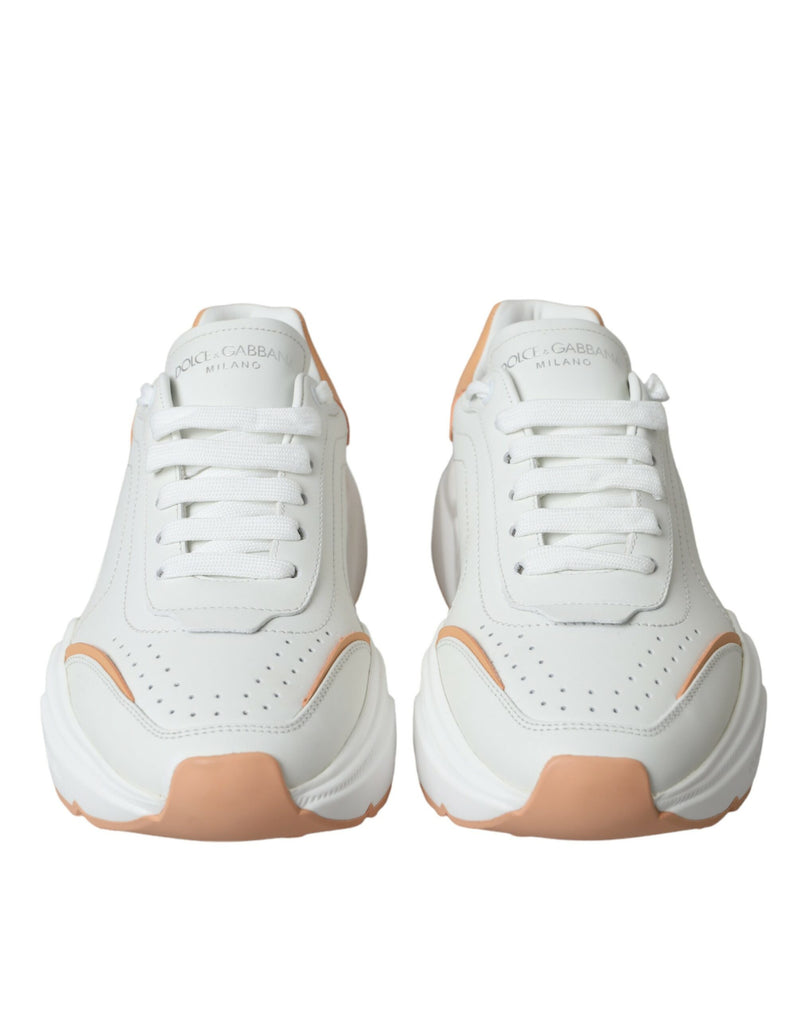 Chaussures de baskets en cuir de pêche blanc pêche