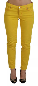 Jeans de mezclilla con cintura baja de algodón amarillo