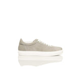 Sneaker en cuir de vache grise