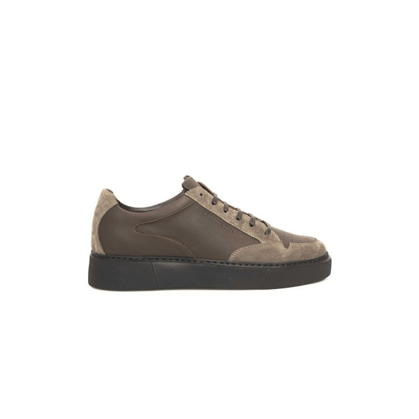 Sneaker en cuir de vache beige