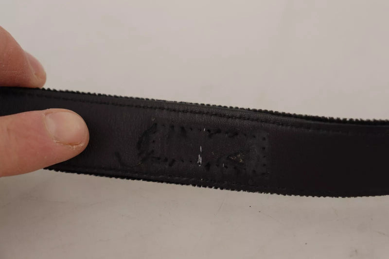 Ceinture de boucle en métal en argent en cuir classique noir