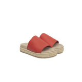 Sandale en cuir rouge