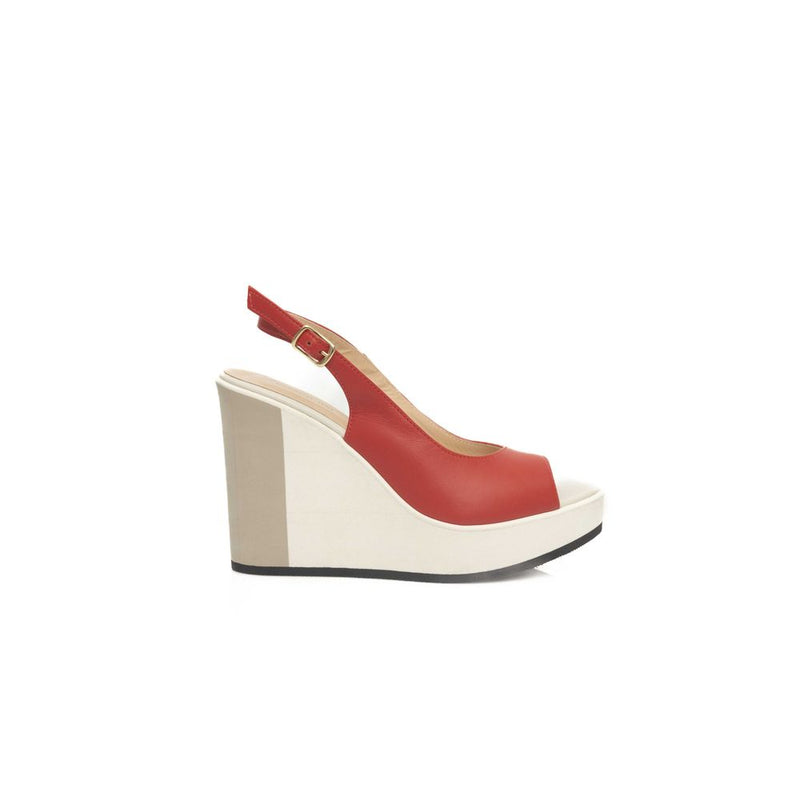 Sandale en cuir rouge