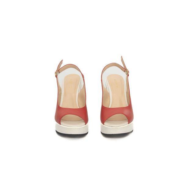 Sandale en cuir rouge