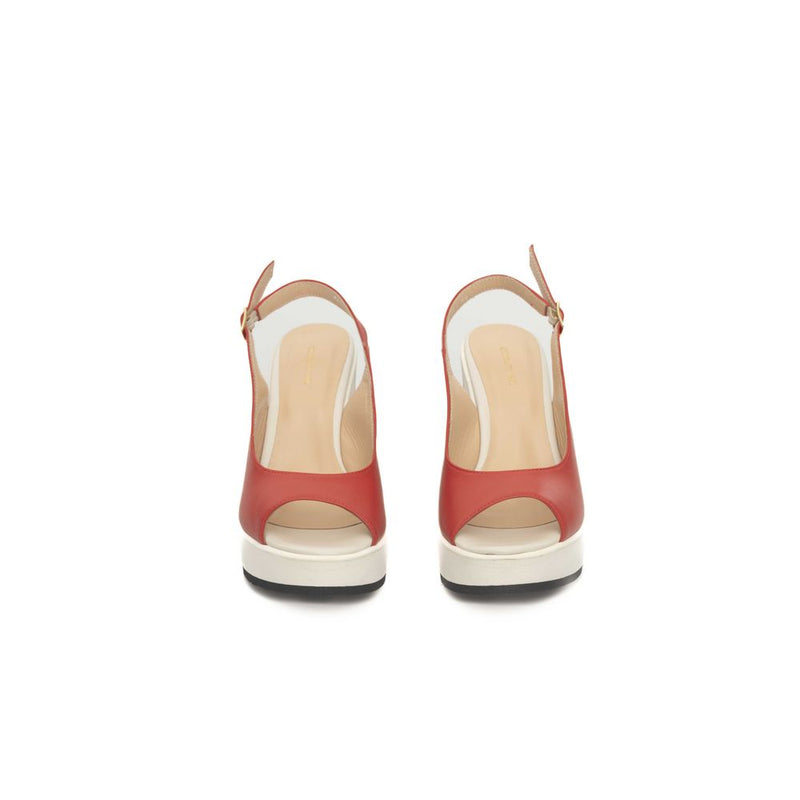 Sandale en cuir rouge