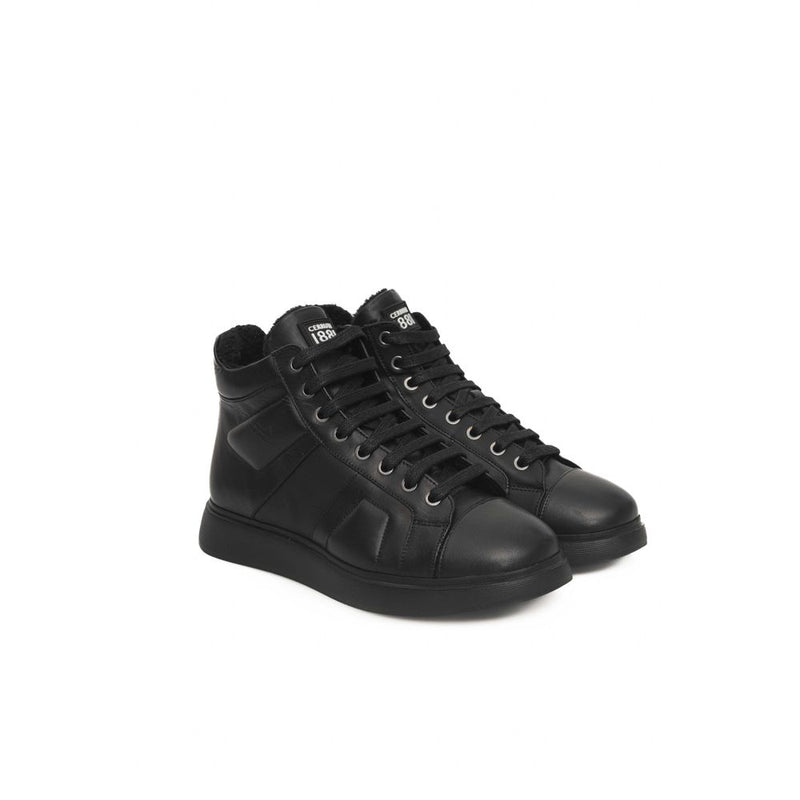 Sneaker en cuir de vache noire