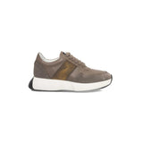 Sneaker en cuir de vache beige