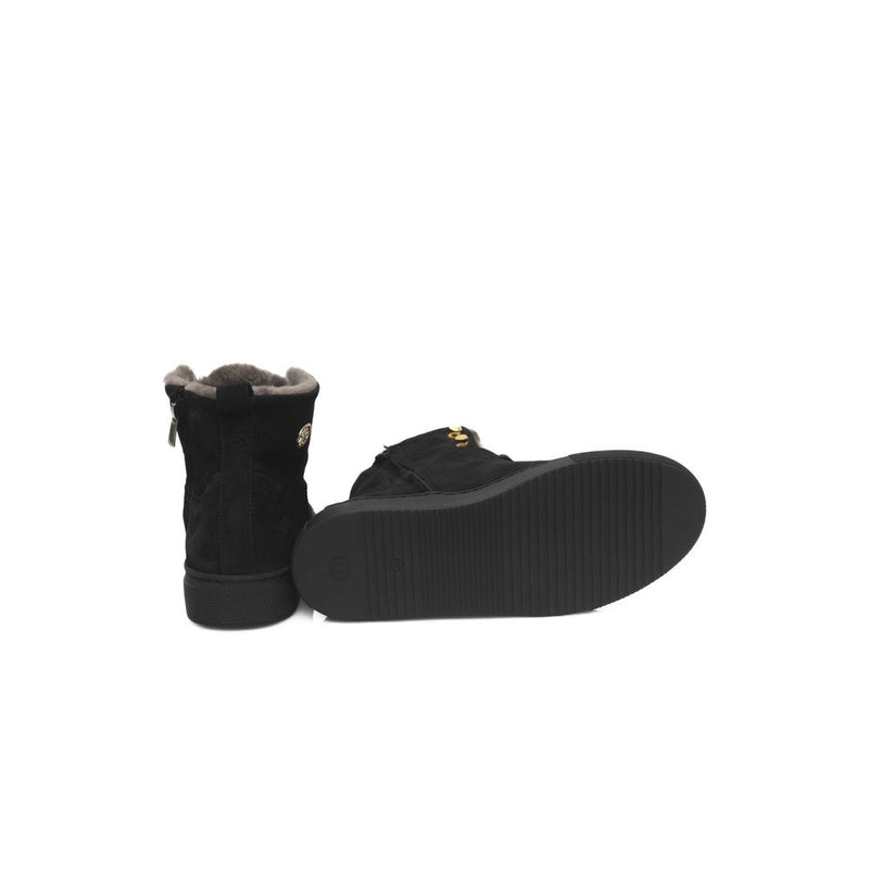 Sneaker en cuir de vache noire