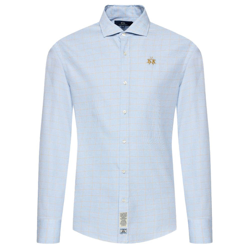 Chemise en coton bleu clair