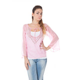 Tops de seda rosa y camiseta