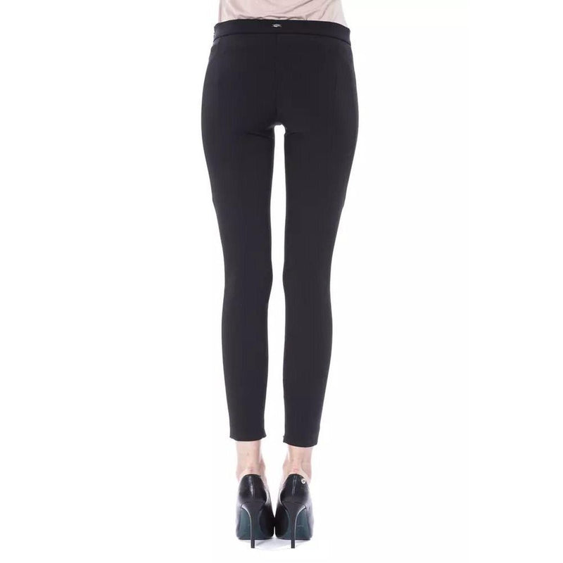 Jean noir et pantalon