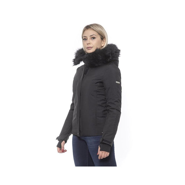 Vestes noires et manteau