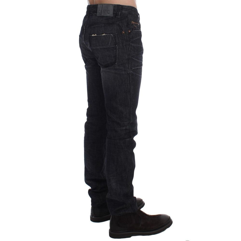 Jeans grigi e pantalone