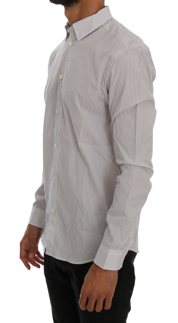 Elegante camisa casual de rayas blancas y azules