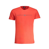 Rotes Baumwollt-Shirt