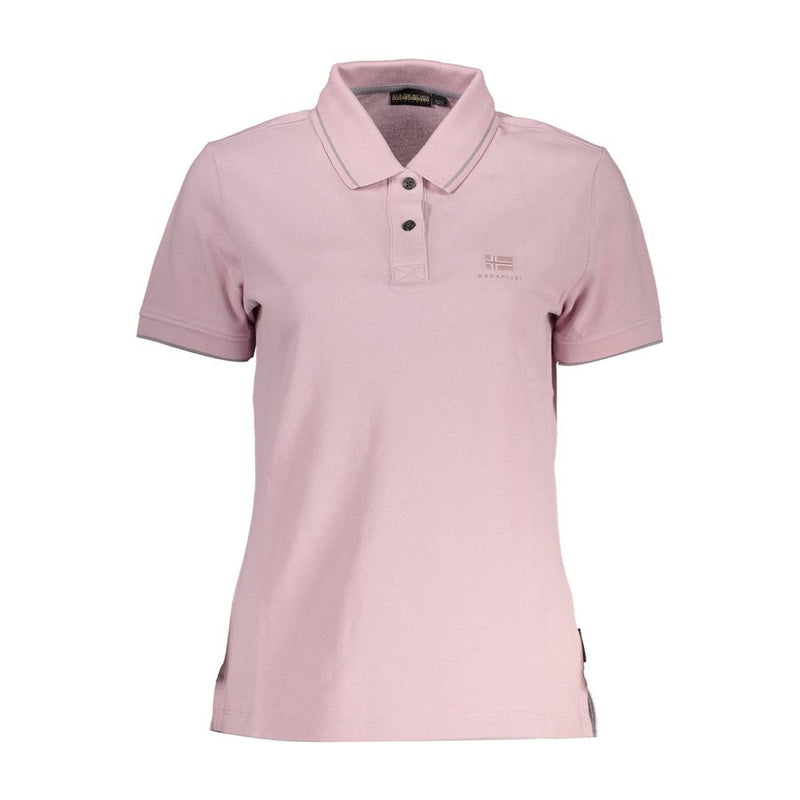 Polo rosa elegante con detalles contrastantes