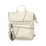 Mochila beige chic con detalles contrastantes