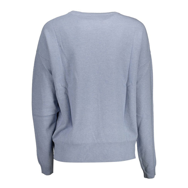 Eleganter hellblau gestickter Pullover